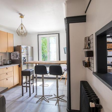 Mamie Jane suite deluxe face au lac Tresserve Extérieur photo